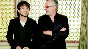 Justin Chatwin och Tim Robbins är i Stockholm för att göra reklam för "Världarnas krig", som hade världspremiär pi onsdags.
Foto: Pressens Bild