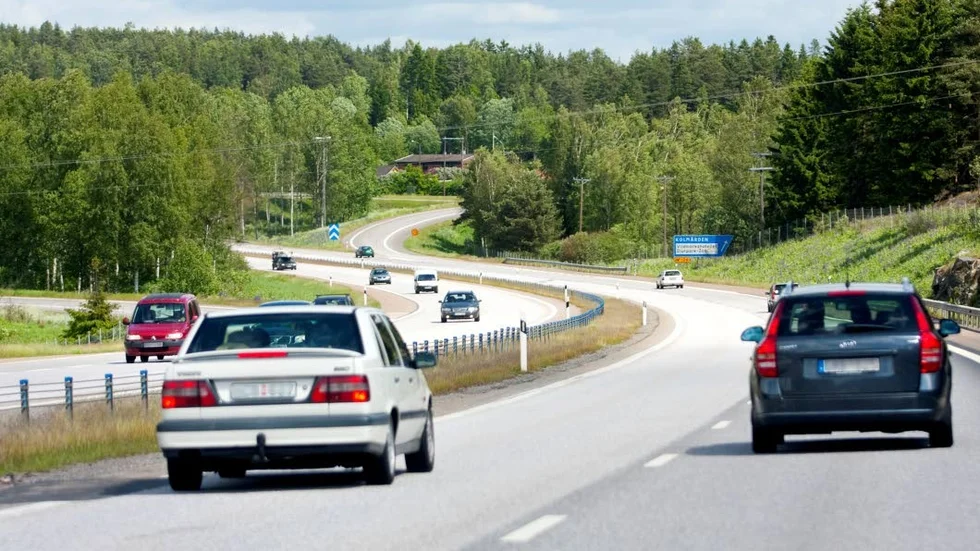 Varnar. Polisen uppmanar allmänheten att vara uppmärksam på vägpirater längs med länets vägar.