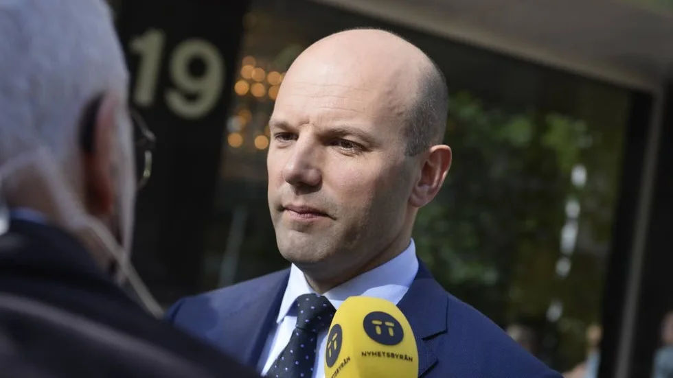 Mattias Dahl, Transportföretagen, anser att bollen ligger hos hamnarbetarförbundet.