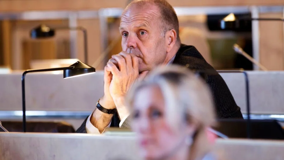 Socialnämndens nye ordförande ser allvarligt på läget. "Vi jobbar så hårt vi kan för att minska kostnaderna", säger Sven-Gösta Pettersson (S). (Arkivbild)