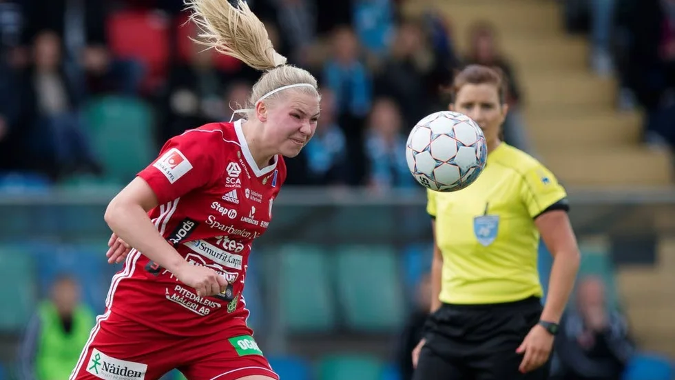 TUFF. Ellen Löfqvist är en spelare som tar det hårda jobbet på planen och oftast låter andra stå för finliret.