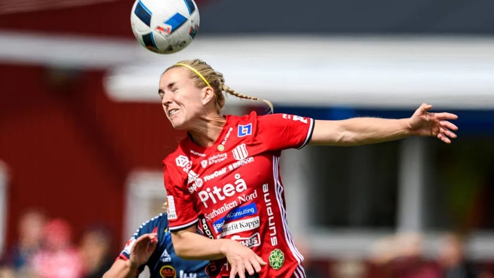 PÅ PLATS. Emelie Lövgren representerar Piteå IF på upptaktsträffen.