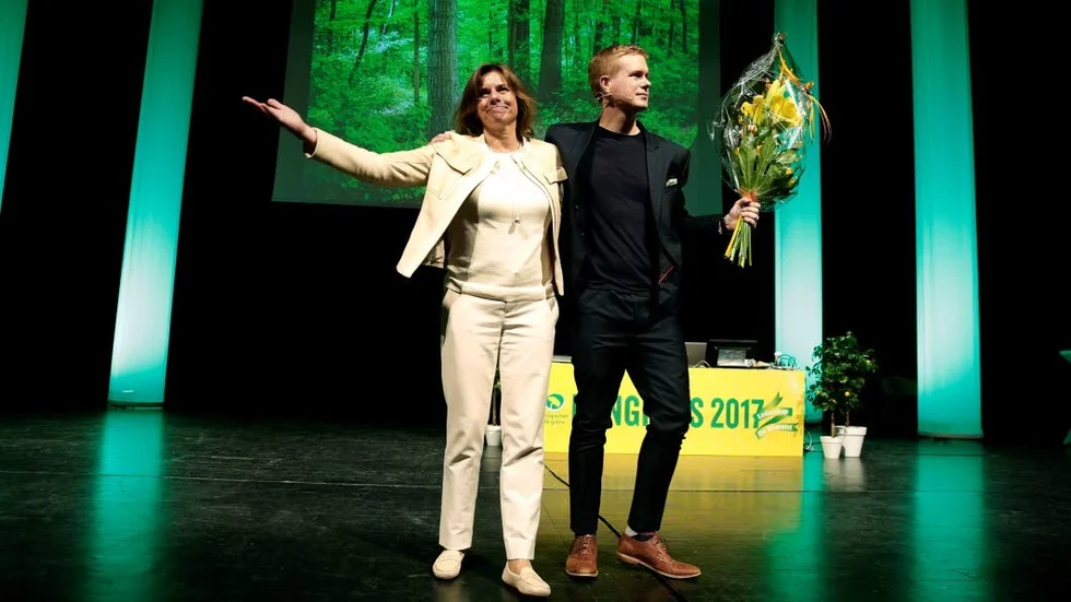 GRÖNA RESULTATPOLITIKER. Det blåser motvind för Miljöpartiet i opinionsmätningarna. Men partiet har faktiskt gjort ordentliga avtryck i regerings­politiken. Till exempel har klimat- och miljöbudgeten aldrig varit så stor 
som nu.