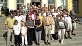 Vid Finspångs Slott träffades personerna från vänorterna Yvoir och Finspång.
FOTO: MARTIN ROTH