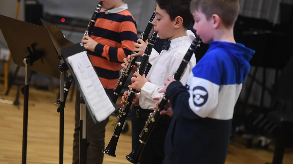 Ge studievillig kulturskoleelever extra undervisningstid för att stimulera deras utveckling.