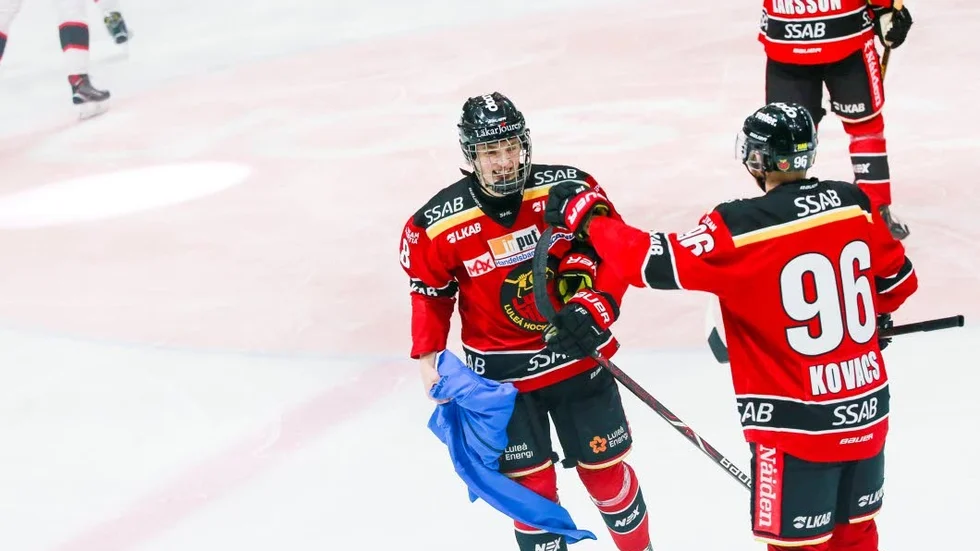 Noel Gunler belönas med en plats i U18-landslaget.