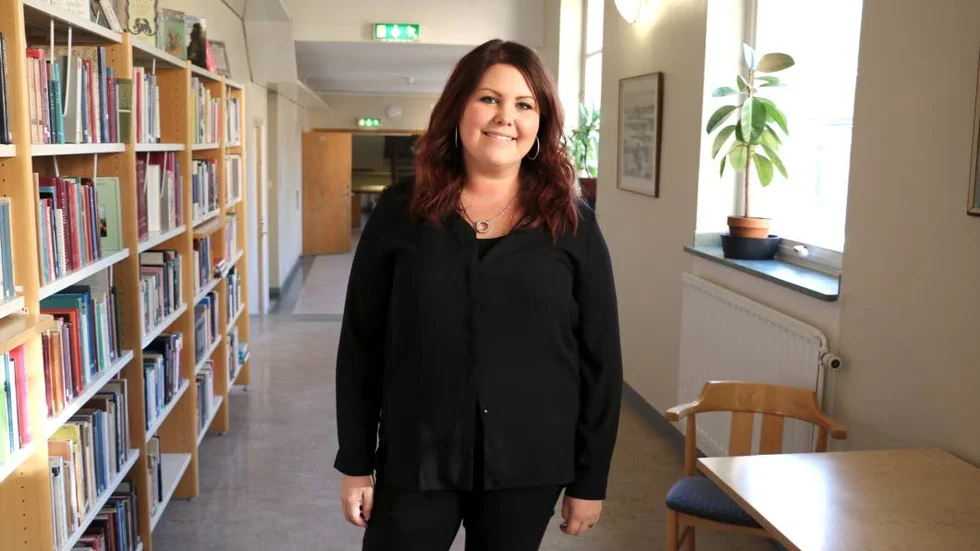 Emma Björkman är ansvarig för kursen och är tacksam att de pensionerade lärarna ställer upp. "De gör mycket goda insatser hos oss", säger hon.