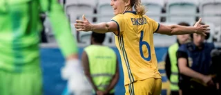 Debut av Julia när Sverige vann