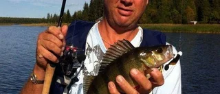 Avråder från laxfiske – vattnet är för varmt