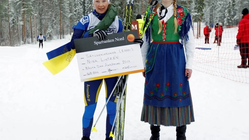 Nina Lintzén, Årsunda IF, vann Andörjans damklass. Kransflickan Ebba Stenman, ÄIF Skidor, vann tjejmilen.
