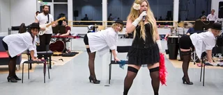 Tips: Gå på burlesk!