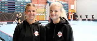 Tyra och Ebba antog utmaningen: "Resorna läskigare än allsvenskan"