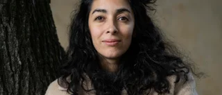 Hon sätter ord på Irans revolution