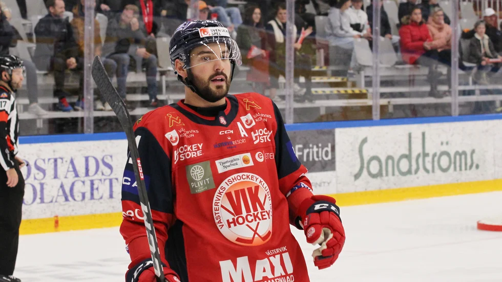 Marcus Vela har varit sjuk i veckan och hans medverkan i onsdagens hemmamatch mot AIK har varit osäker.