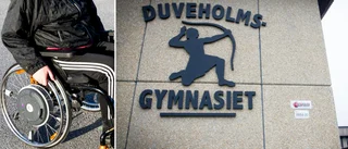 Kritik mot bristande tillgänglighet på Duveholmsgymnasiet – rektorn: "Håller på att omfördela investeringsmedel"