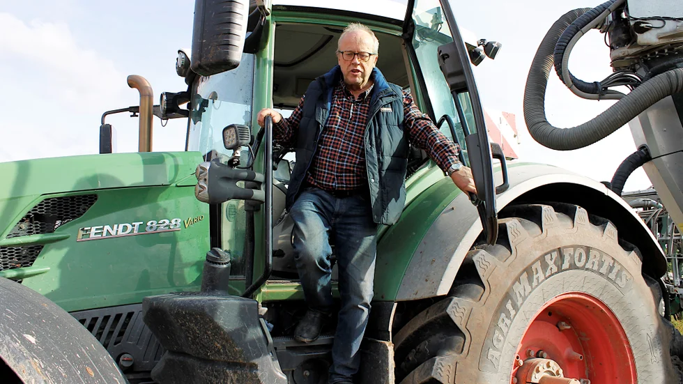 Lantbrukaren Peter Johansson blev bestulen på gps-utrustning från tre traktorer. Nu har gärningsmannen dömts till fängelse.