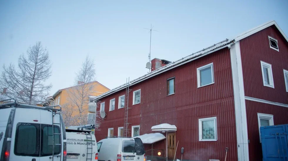 BRAND. Tidigt under onsdagsmorgonen uppstod en vindsbrand i huset vid Garvaregatan.