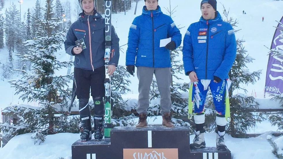 PÅ PALLEN. Johan Bergman, Piteå Alpina (till vänster) tog både silver och brons i veckans tävlingar i Finland.