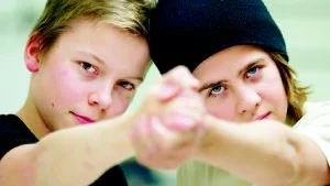 Foto: Henrik Montgomery/Pressens Bild Peter Jääskeläinen och Micke Hansen dansar showdans, jazz och hiphop, och lägger nästan alla sin fritid på träningen. Det har de gjort sedan de var sex år gamla.