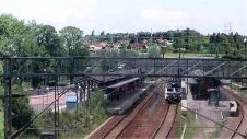 Framtiden? Så här kan man tänka sig den framtida pendeltågsstationen i Kimstad. I varje fall enligt ett bildmontage från Scandiaconsult, som gjort en grundlig utredning av hela den här frågan.