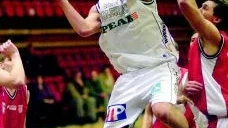Norrköping BF var nära att besegra Högsbo. Men gästerna vann till slut med 96-95. Bäst i Norrköping var Mikael Stenbom som svarade 25 poäng.
FOTO: NICLAS SANDBERG