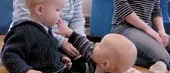 Här får Albin en ny kompis