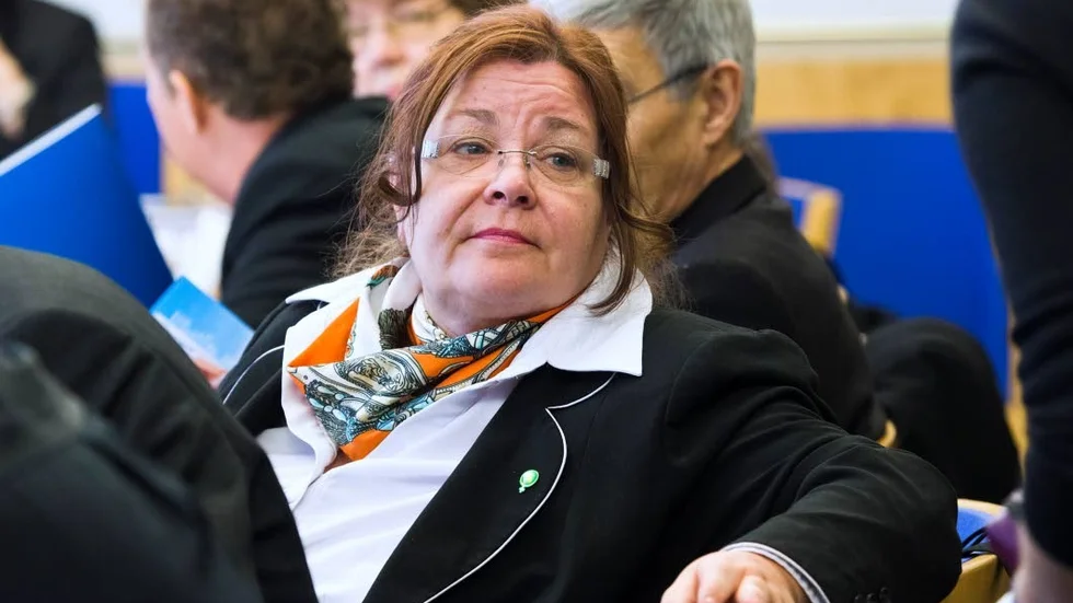 ”Jag kan säga att det inte är Miljöpartiet, vi har sett på varandras röstsedlar så vår röst är lagd på Kent Ögren enligt de förhandlingar vi har gjort”, säger Agneta Granström (MP). (Arkivbild)