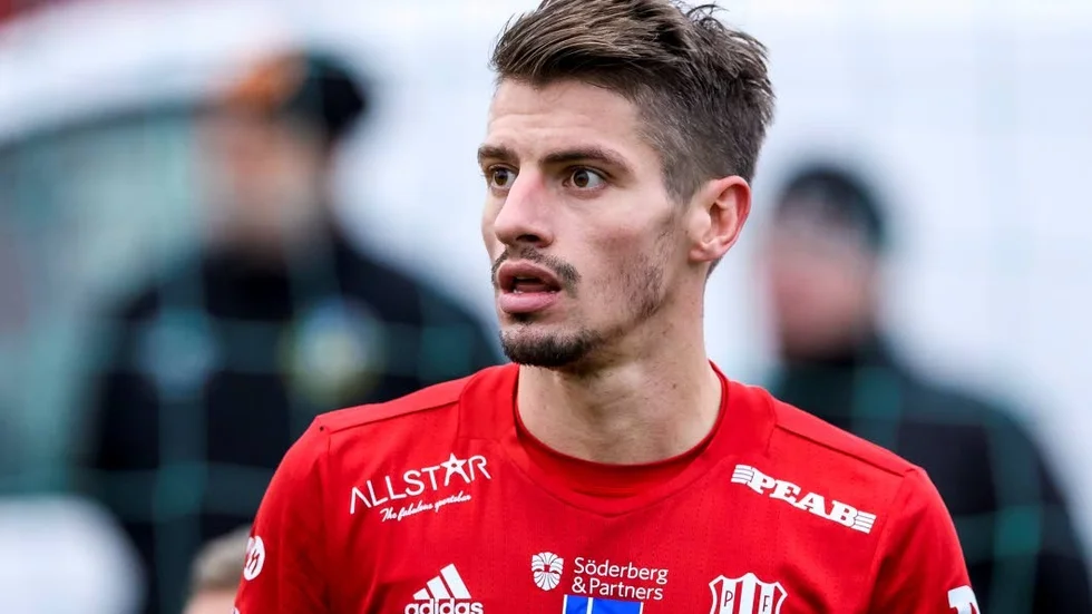 James Burgin lämnar Piteå IF och går till IFK Luleå.