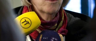Låg lön för samhällskritiker