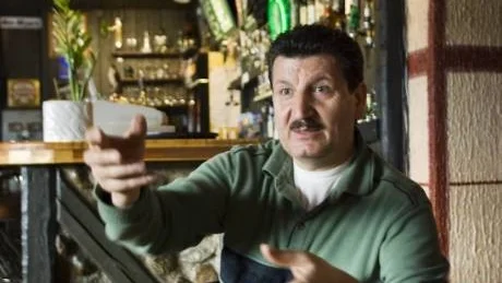 George Yacoub blev chockad när de fick serveringstillståndet indaget efter alkoholinspektörernas besök. Två dagar senare fick de servera alkohol igen, i väntan på länsrättens dom. Foto: Andreas Skogh