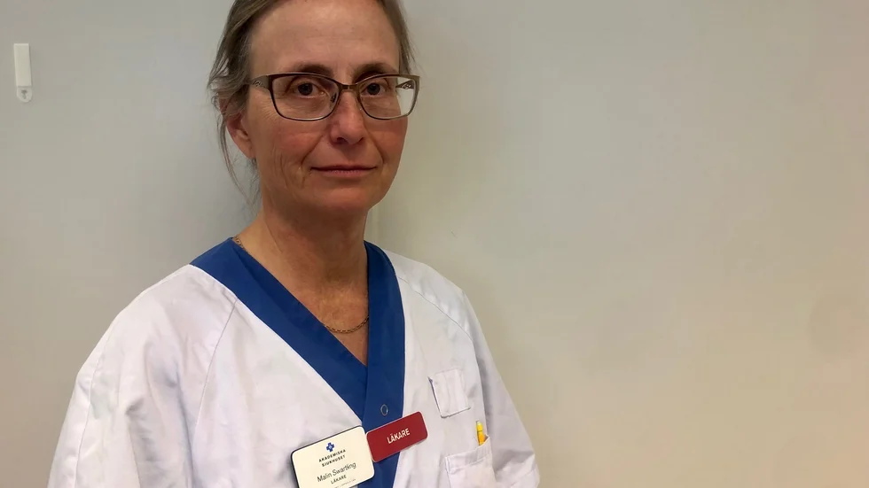 Malin Swartling är överläkare i rehabiliteringsmedicin och är chockad över förslaget att föra över samtliga vårdplatser till geriatriken.  