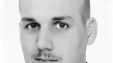 Vad har hänt Niclas Dahlin? Polisen vädjar nu om allmänhetens hjälp i sökandet efter Finspångsbon som varit spårlöst försvunnen sedan i somras.
