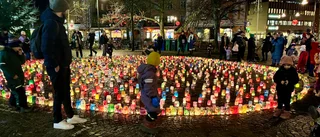 BILDEN: Stämningsfull tradition är tillbaka på Stortorget