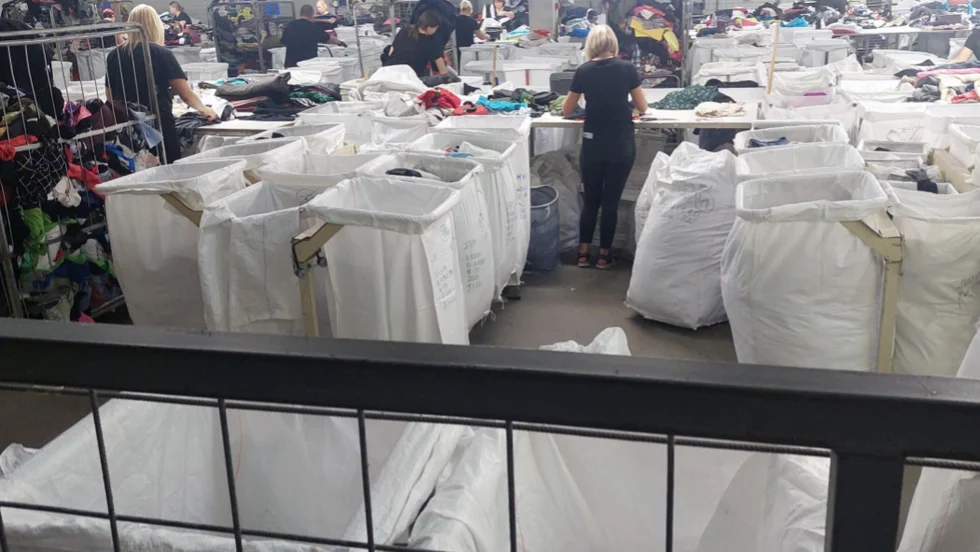 Till denna sorteringsanläggning ska Skellefteås textil skickas. 