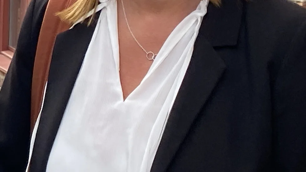 Vad ska de extra pengarna användas till? undrar Göran Andersson, som arbetar inom hemtjänsten. Carina Wallin (S) ordförande i vård- och omsorgsnämnden i Nyköping har en del planer.