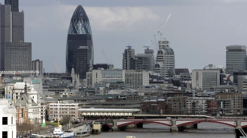 "The Gherkin" i Londons finansdistrikt ska snart bli granne med en betydligt högre byggnad: "1 Undershaft".