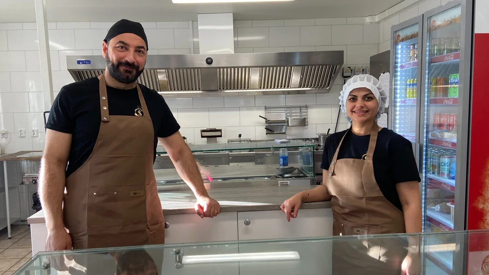Ivan och Sarah Yakoo blir nu två kända ansikten i Finspångs centrum. De tar över det ikoniska haket och har stora planer för framtiden.