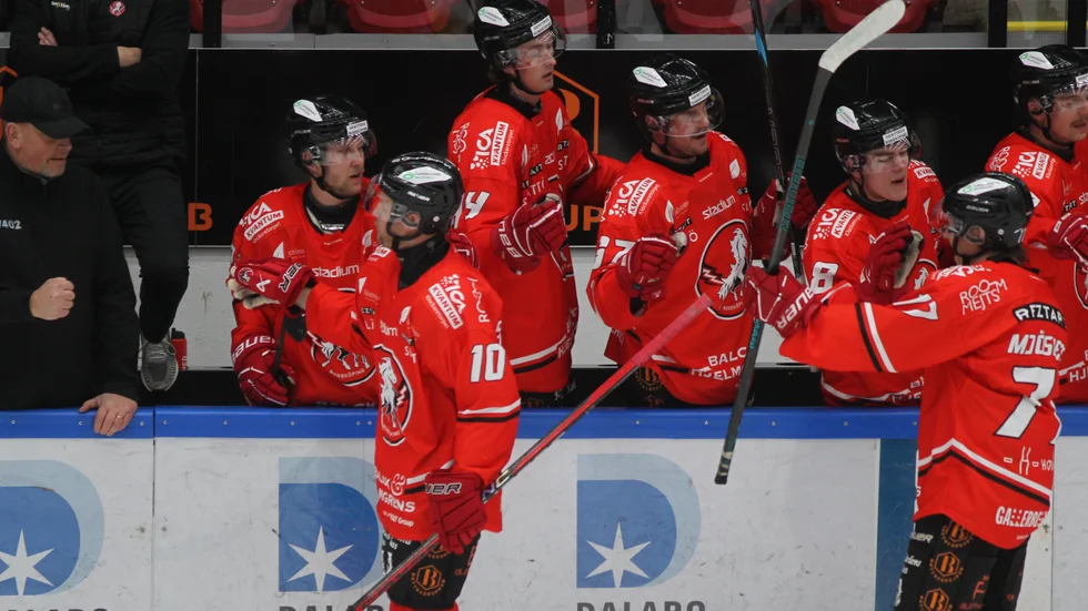 Jesper Samuelssons fina comeback är en av punkterna som NT:s Kenny Wiis tog fasta på efter derbytriumfen mot Motala.