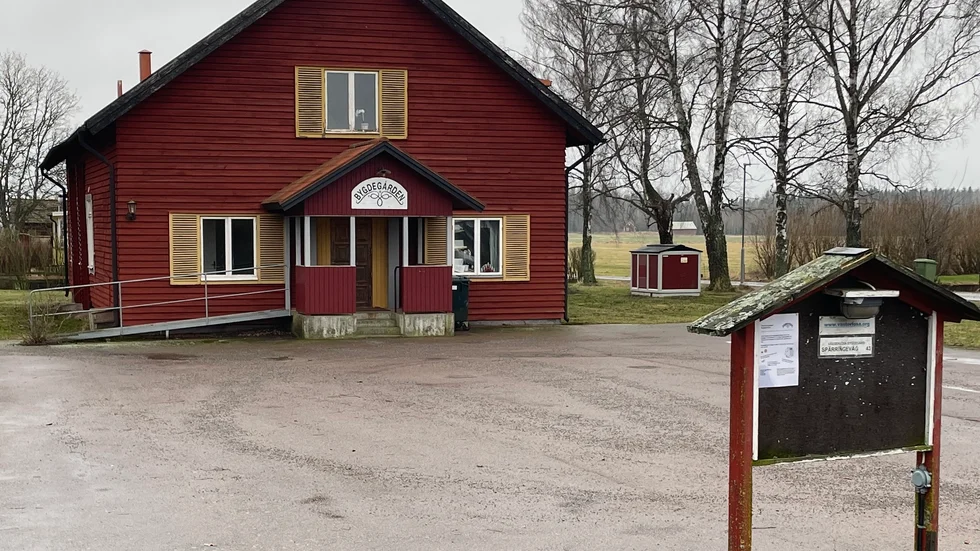 Västerlösa bygdegård riskerar nedläggning. Styrelsen har kallat till ett medlemsmöte om föreningens och bygdegårdens framtid.