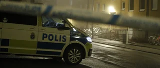 Explosion vid flerfamiljshus i södra Stockholm