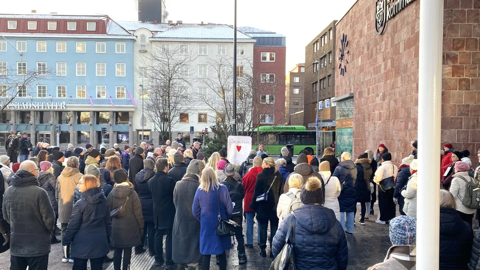 Både våldtäkterna i hemtjänsten och nedläggningen av Kajans friskola har berört och upprört Uppsalaborna.