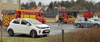 Brand i kök vållade pådrag i Strängnäs