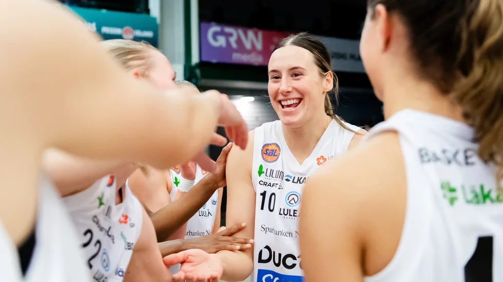 Mehryn Kraker var planens bästa spelare när Luleå Basket storvann mot Högsbo borta.