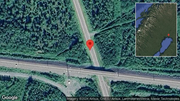 Översvämning orsakar stopp i trafiken på väg 729