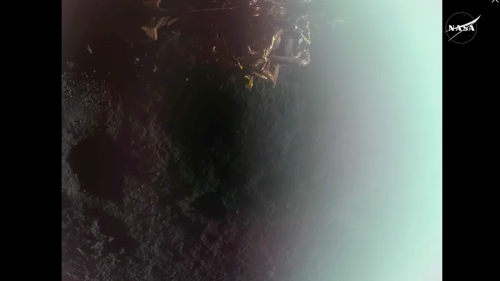 Bilden visar sonden Blue Ghost efter att den landade på månen under söndagen.