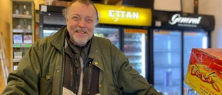 Hans, 72, i tårar – stänger anrika butiken efter 48 år