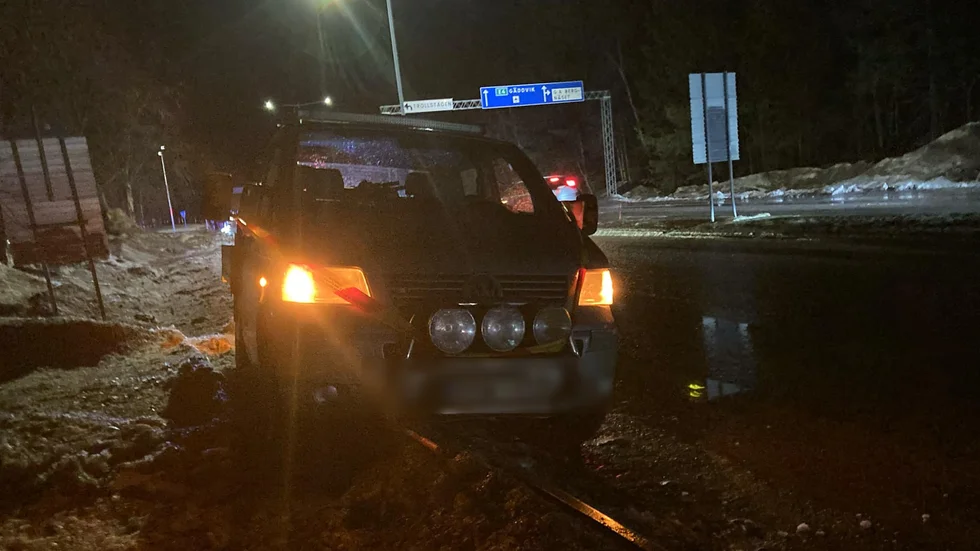 Två bilar krockade på Bergnäset i Luleå under tisdagskvällen. Två personer var inblandade men ingen skadades.