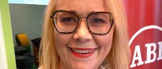 LIVE: Hannah Bergstedt brandtalar på kvinnodagen