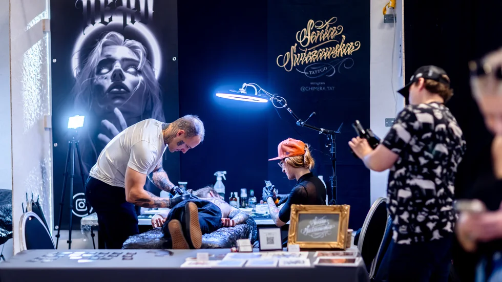 Tatueringsmässan Arctic Fair Ink arrangerades för tredje året i Luleå. Även den här gången samlades skarorna i Alcatraz, men det handlade om sista gången. Nästa år måste mässan hitta en ny lokal.