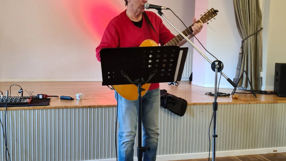 Underhållare på trivselträffen var Matti Vuorinen